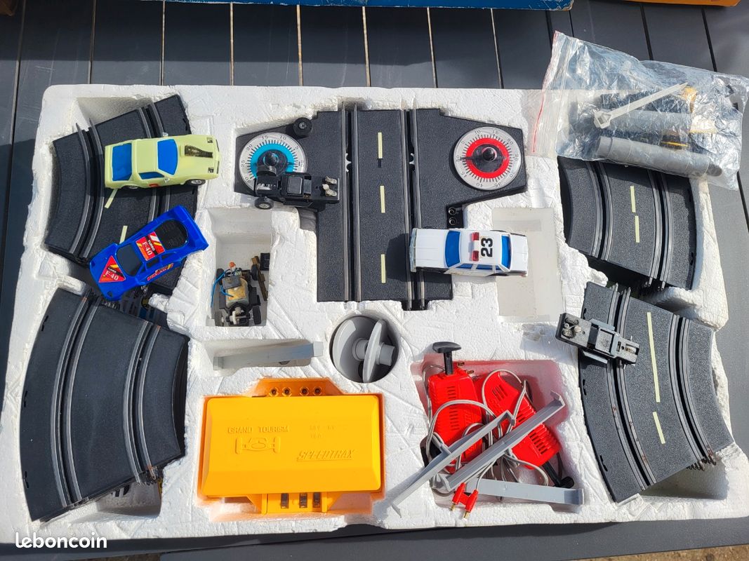 Circuit Auto JOUEF Buenos Aires Pour Voitures Slotless - Occasion