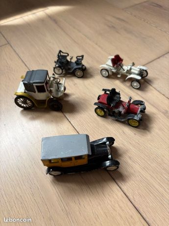 Lot de 8 voitures miniature -Corgi-solido-Rami JMK-Safir-Lesney's