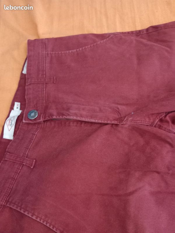 Pantalon bordeau droit (image 2)