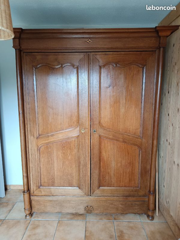 Urgent  Armoire chêne massif (image 1)