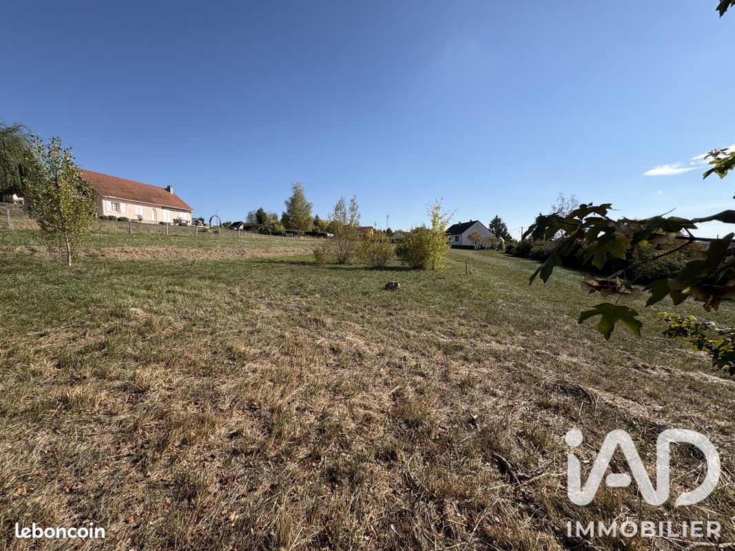 Terrain 3000 m² · à Trézelles · 3 000 m² · 30 000 €