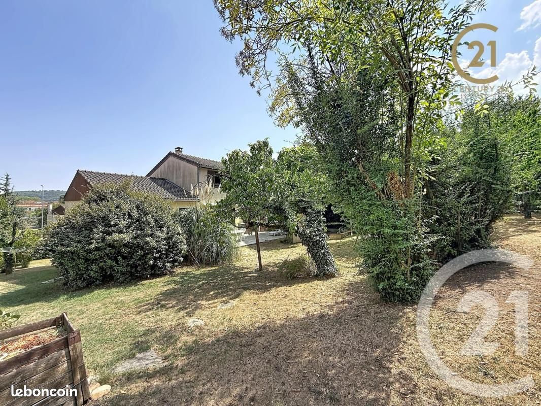 Maison 8 pièces 184 m² · à Brignais · 184 m² · 585 000 €