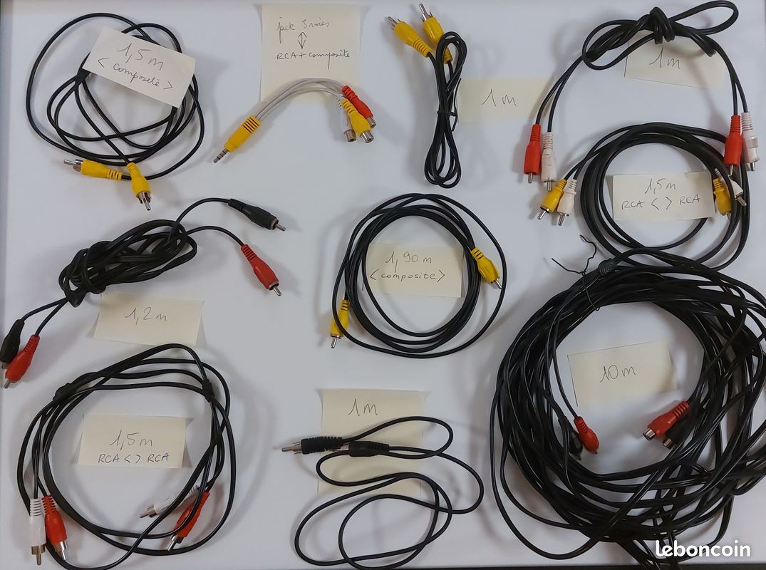 Lots de câbles RCA / composite / jack / adaptateurs (image 1)