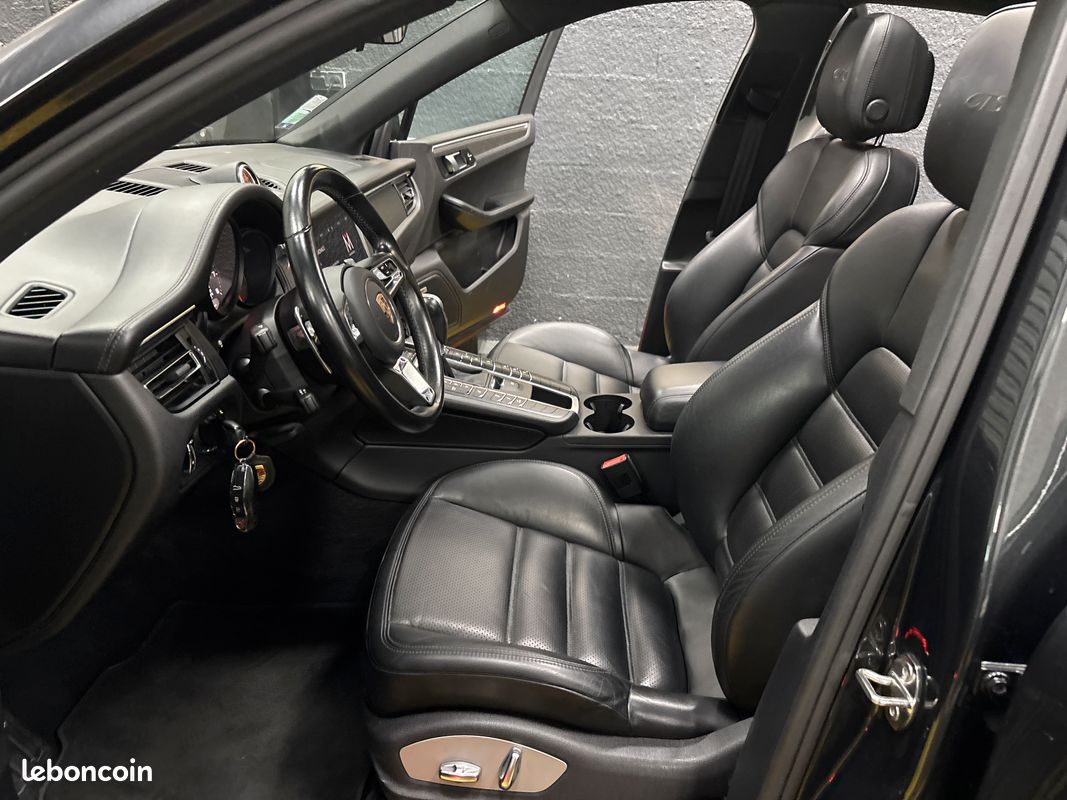 Porsche Macan GTS 380 cv PDK toit ouvrant jantes 21 pack sport chrono bose CarPlay attelage (image 4)