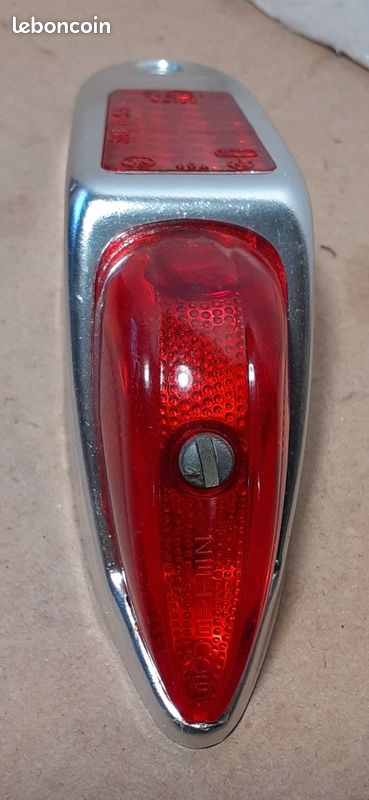 Feu rouge vélo soubitez catalux 10 occasion - Équipements vélos