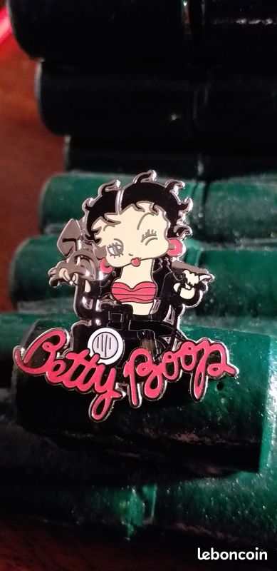 Pin's Betty Boop (image 2)
