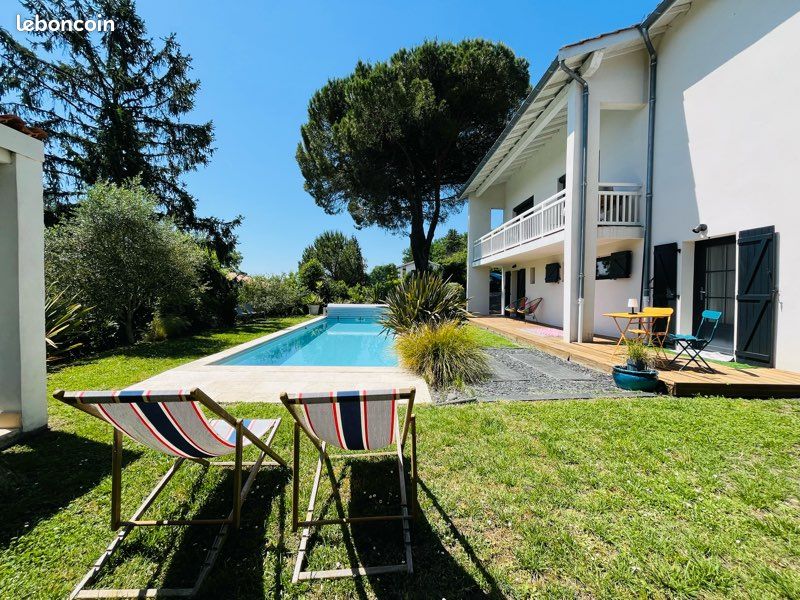 Maison 7 pièces 182 m² · à Latresne · 182 m² · 695 000 €