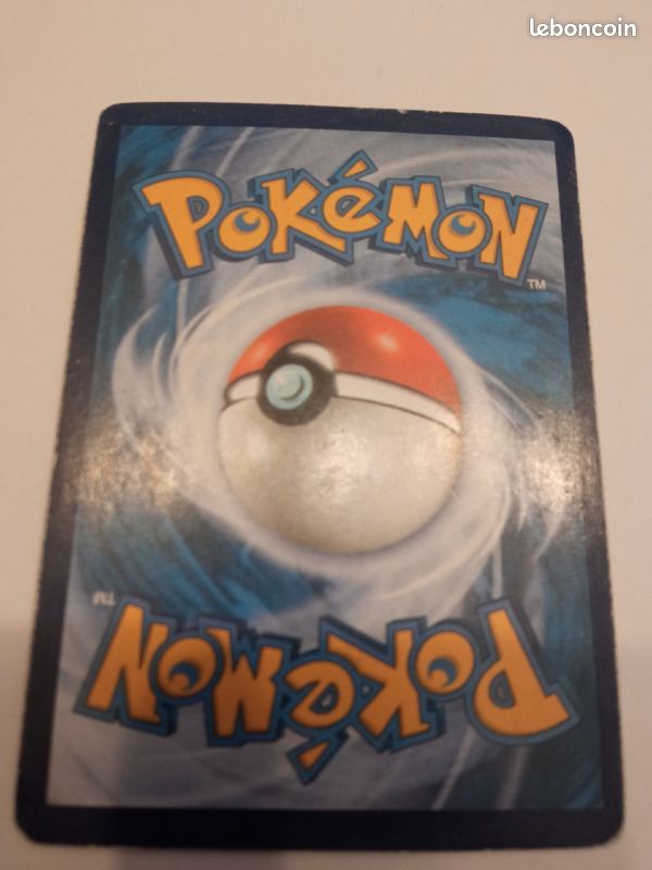 Pokémon Ethernatos Vmax (gold) (image 2)