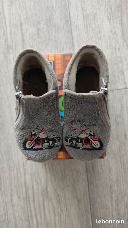 Chaussons Bellamy pointure 23 (image 3)