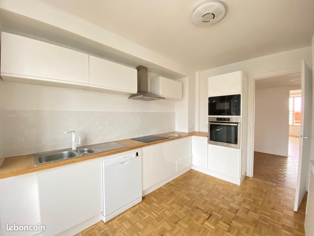 Appartement 4 pièces 147 m² · à Valenciennes · 147 m² · 1 500 €/mois