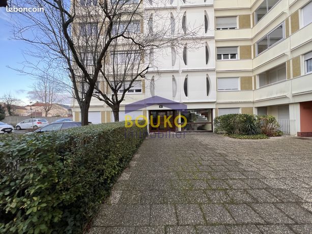 Studio 1 pièce 32 m²