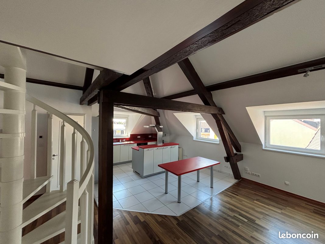 Appartement 4 pièces 84 m² · à Belfort · 84 m² · 960 €
