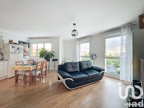 Studio 1 pièce 37 m²