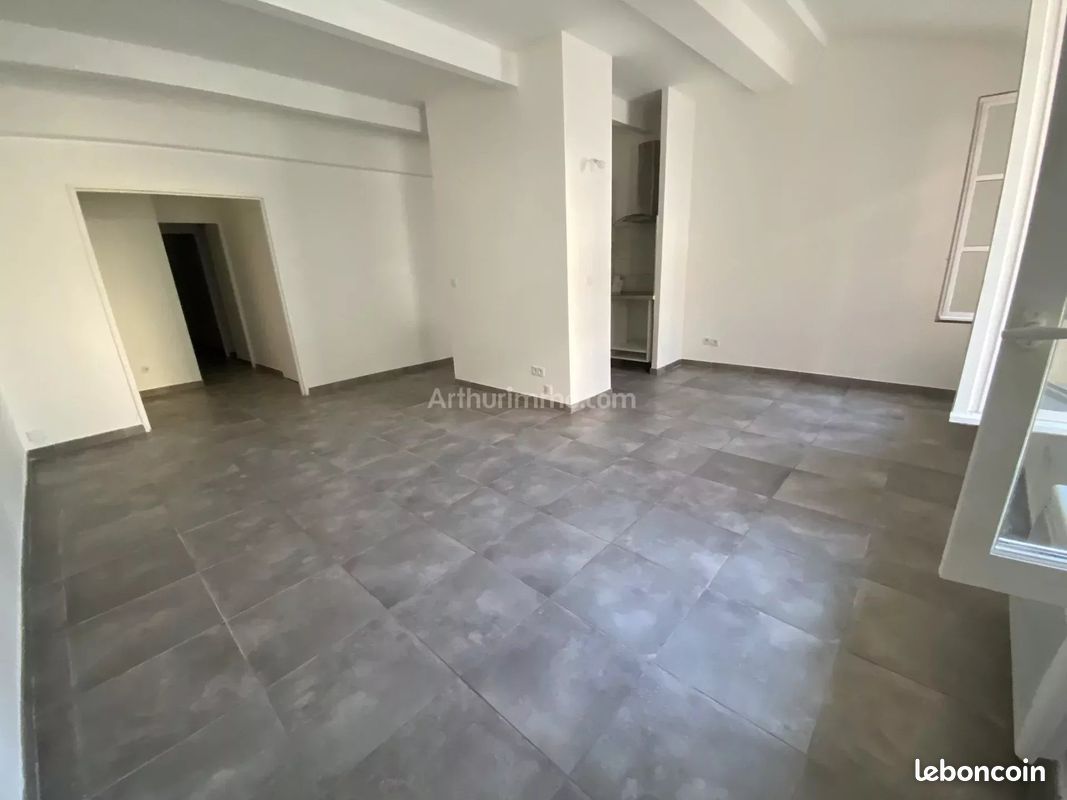 Appartement 3 pièces 62 m² · à Aubagne · 62 m² · 768 €/mois
