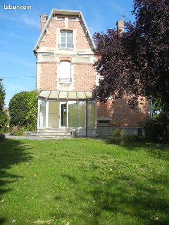 Maison 8 pièces 223 m²