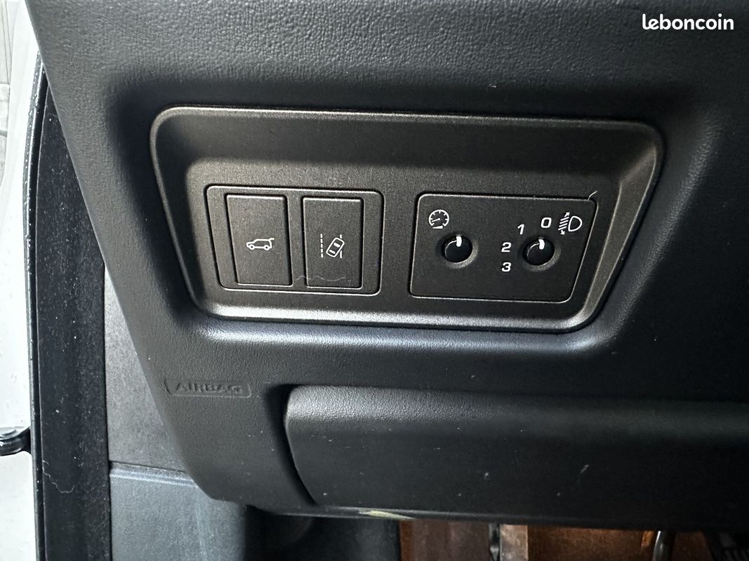 Land-rover RANGE ROVER EVOQUE 2.0 ED4 150 PURE 4X2 MARK IV E-CAPABILITY (image 12)