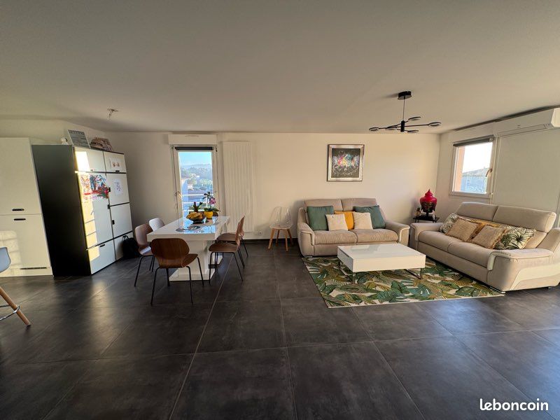 Appartement 4 pièces 102 m² · à Les Angles · 102 m² · 339 000 €