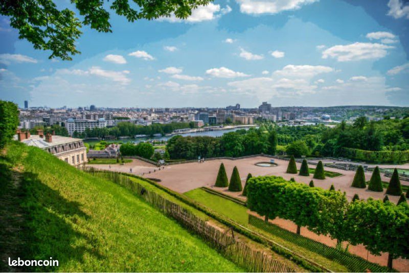 Maison 7 pièces 380 m² · à Versailles · 380 m² · 2 900 000 €