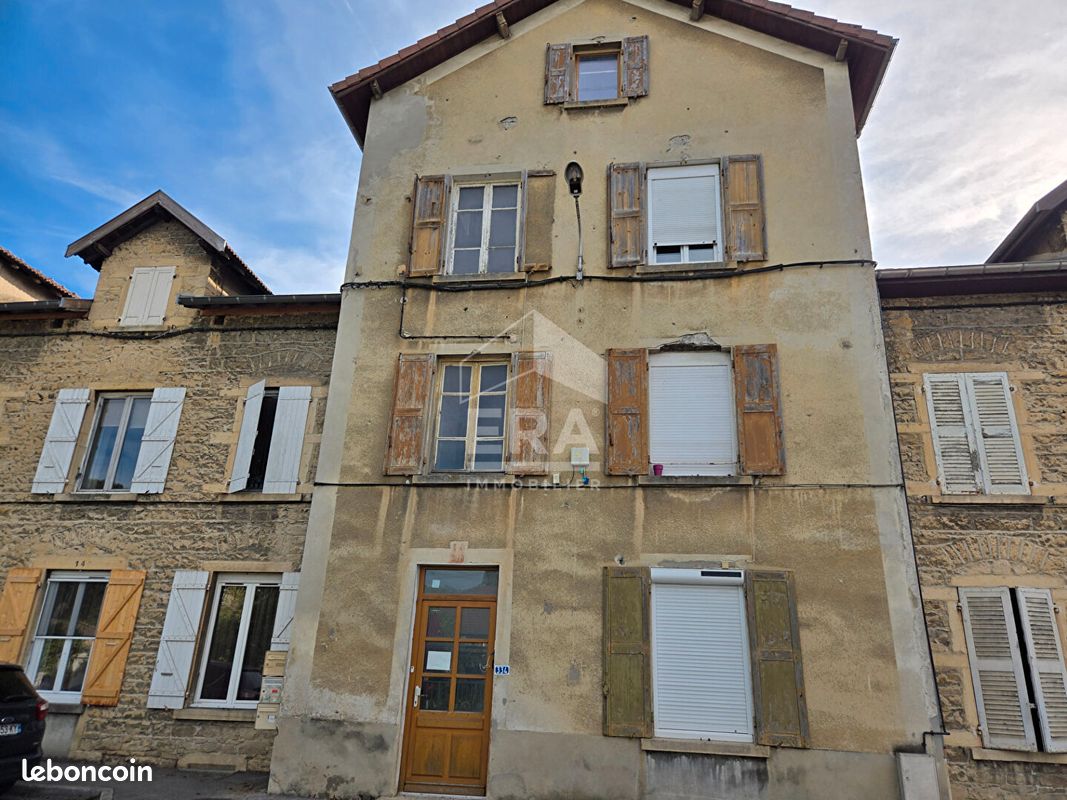 Appartement 2 pièces 64 m² · à Nivolas-Vermelle · 64 m² · 135 000 €