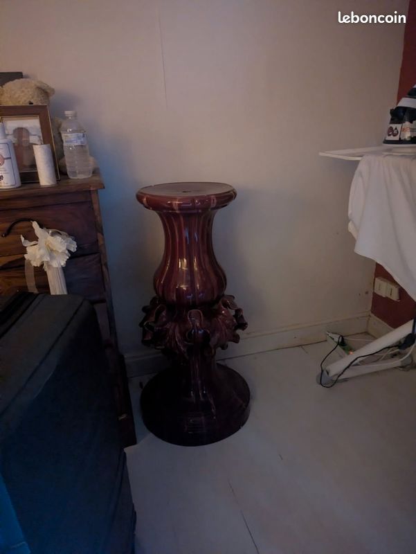 Pillier rouge (image 2)