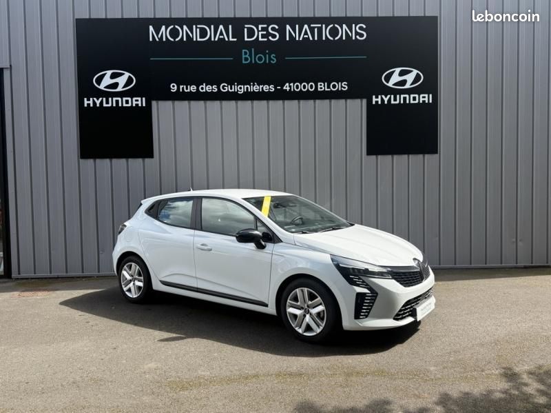 Renault Clio 1.5 dCi 100ch Evolution - 25 (image 7)