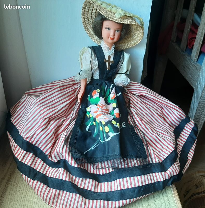 Grande Poupée Petitcollin Ancienne – Celluloïd – Costume Limousin Années 50 – 28cm