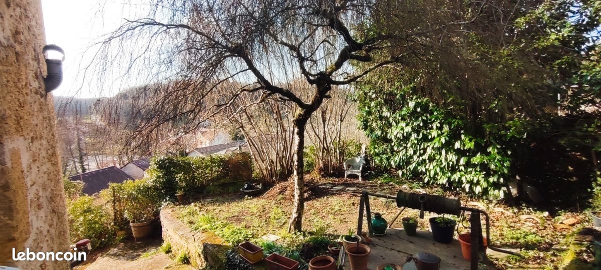 Maison 8 pièces 150 m² · à Lalinde · 150 m² · 90 000 €