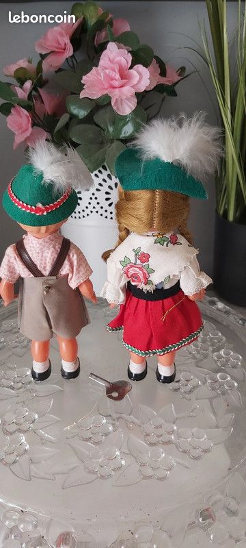 Poupée enfant en bas âge, poupée, automate, costume png