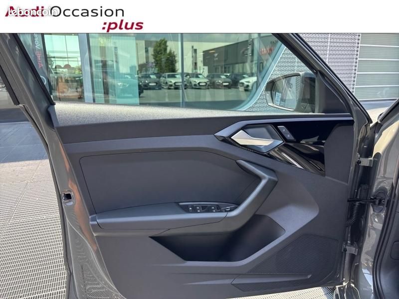 Audi A1 Sportback 30 TFSI 116ch S line S tronic 7 (image 32)
