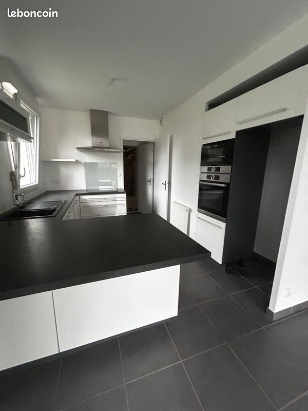 Maison 4 pièces 100 m² · à Ergué-Gabéric · 100 m² · 980 €/mois