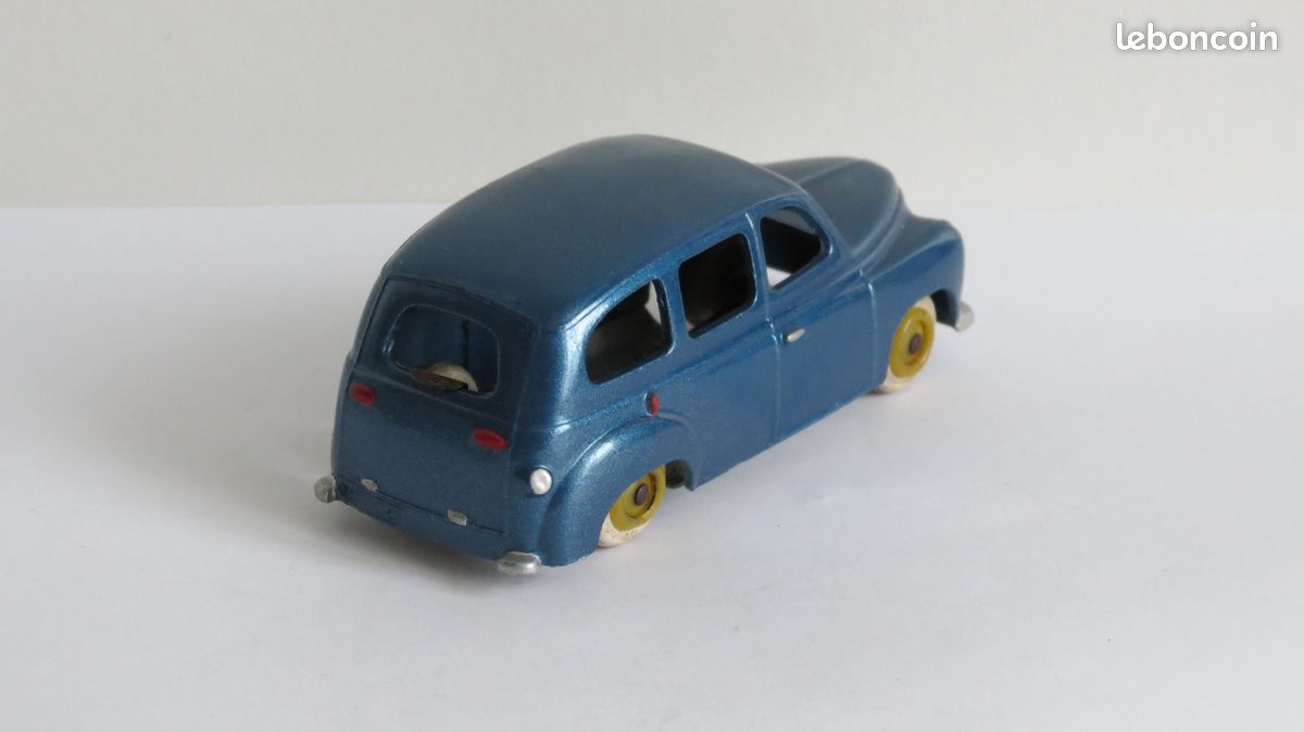 1 / 43 ème CIJ RENAULT PRAIRIE / jouet ancien