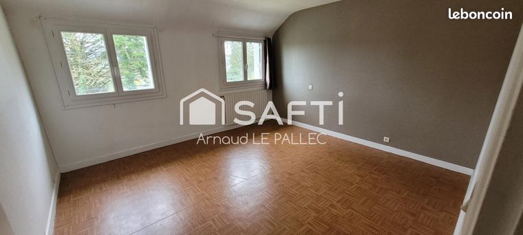 https://img.leboncoin.fr/api/v1/lbcpb1/images/95/5f/54/955f547065920c52c7b088a263e3ac643aee8114.jpg?rule=ad-image