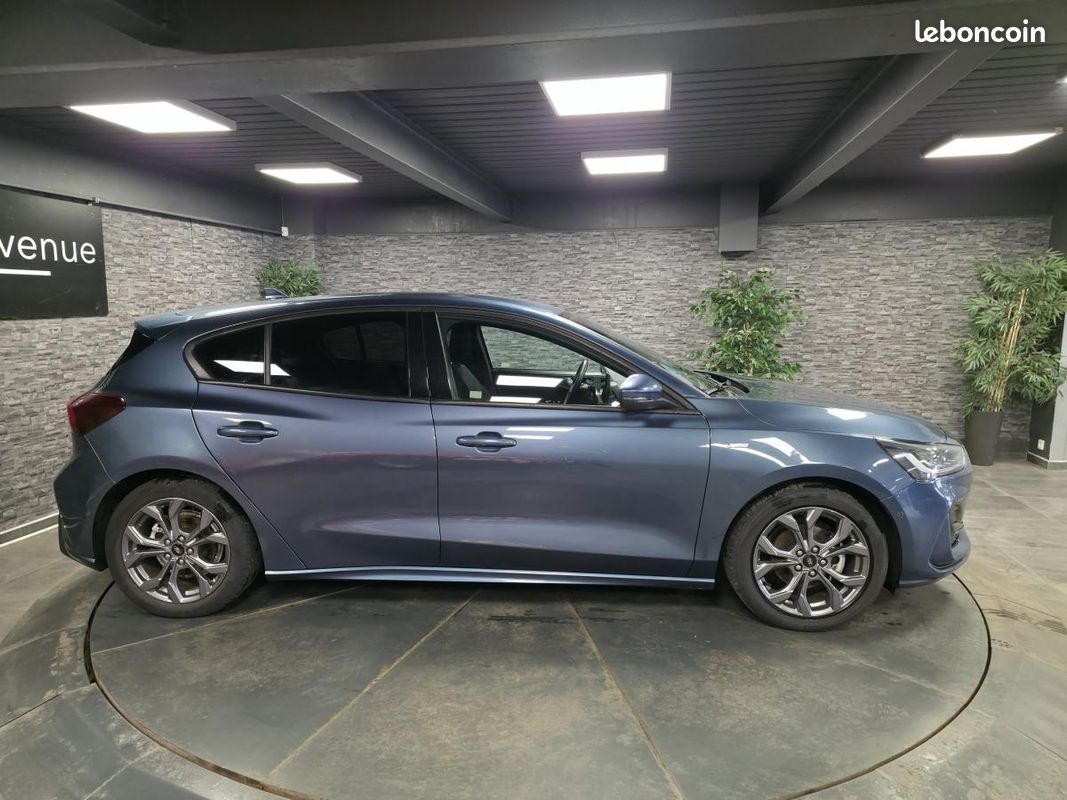 FORD FOCUS 1.0 EcoBoost mHEV - 155 - BV PowerShift ST Line (image 6)