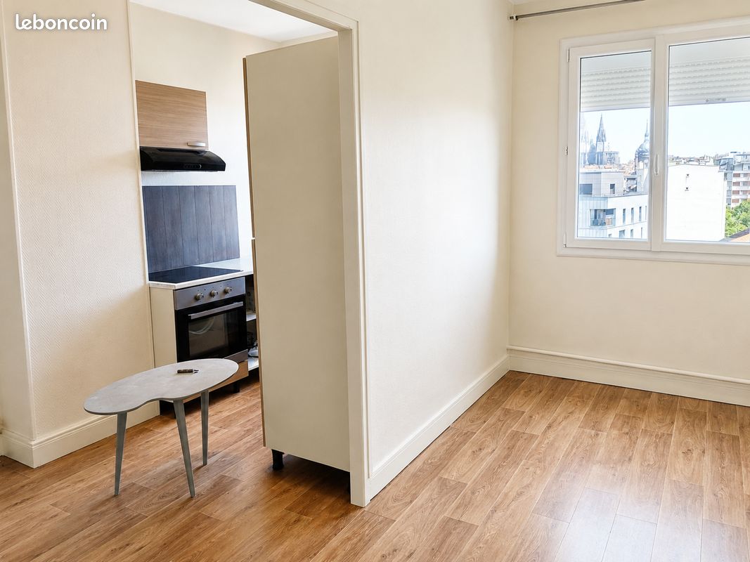 Appartement 2 pièces 32 m² · à Clermont-Ferrand · 32 m² · 590 €