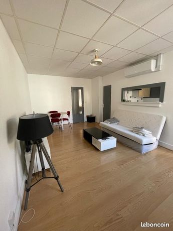 À louer F3 Moulins centre