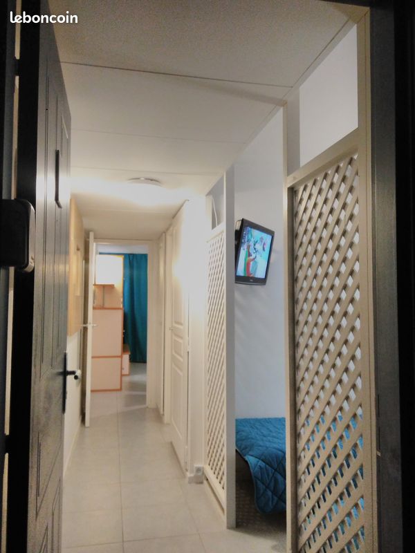 STUDIO CABINE Vue mer, parking, proche de tout (image 10)