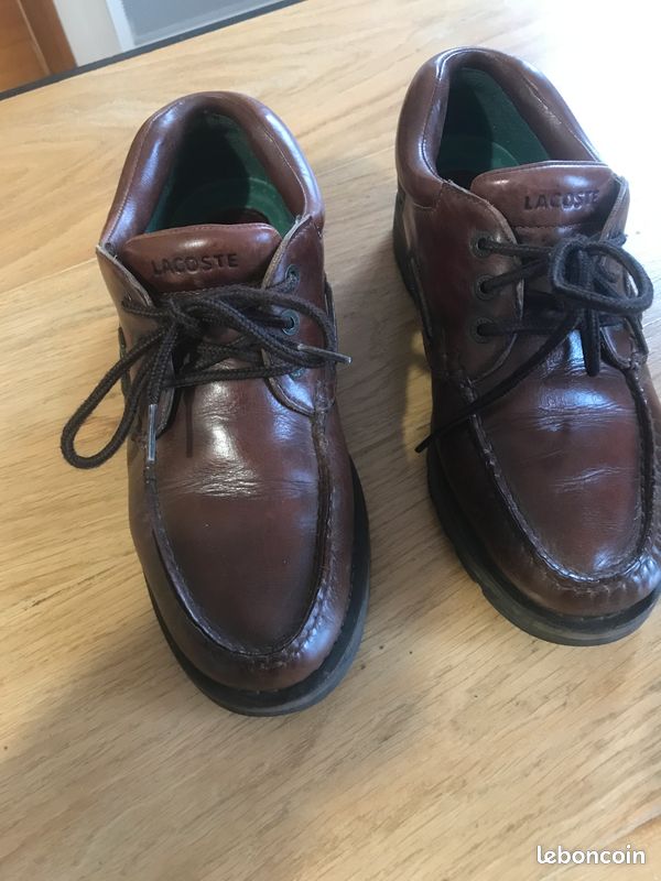 Chaussures Lacoste cuir pointure 8 (42) en très bon état (image 1)