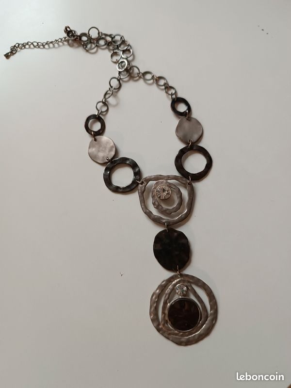 Colliers fantaisie (image 1)