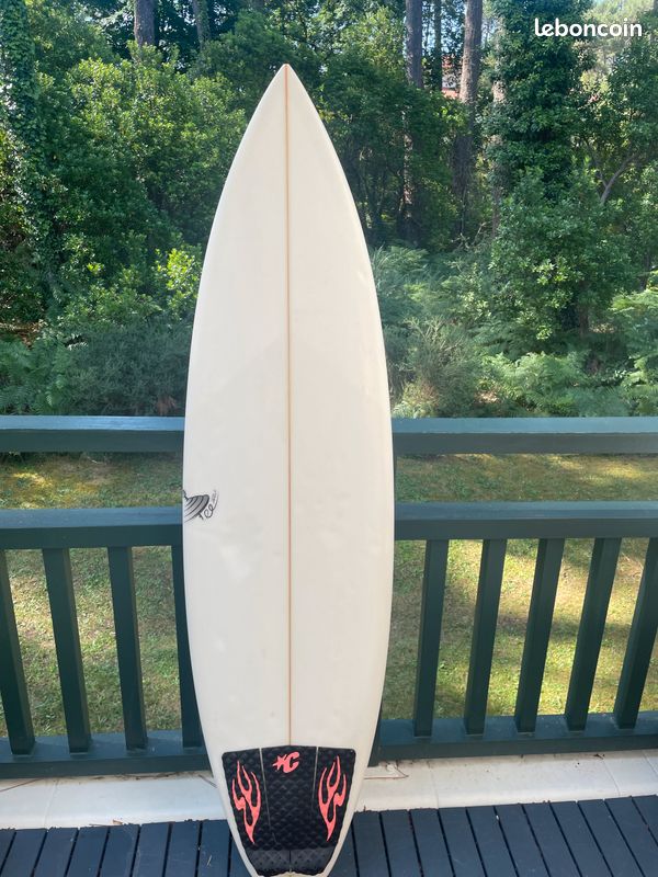 Planche de surf à vendre (image 1)