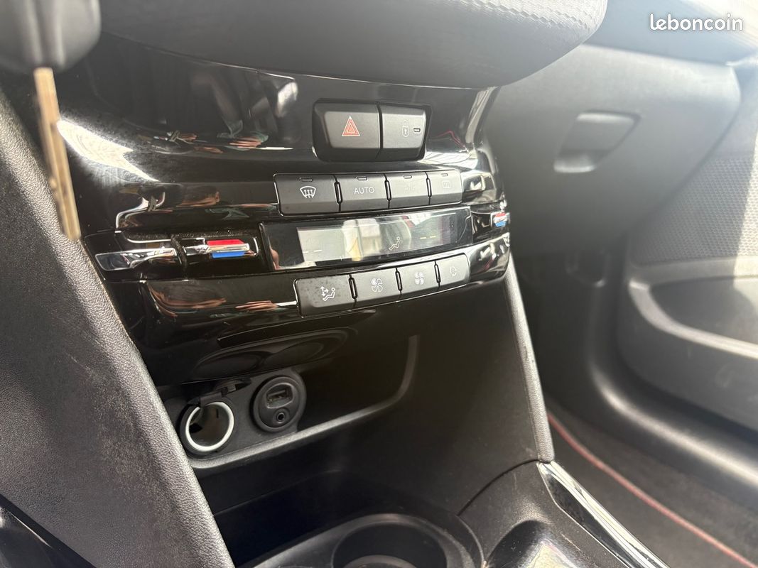 Peugeot 2008 1.6 bluehdi GT-line phase 2 (image 22)