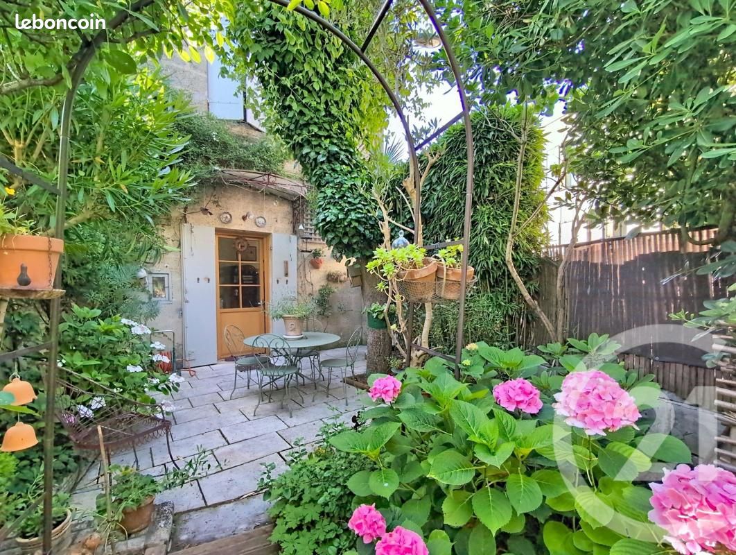 Maison 4 pièces 136 m² · à Bordeaux · 136 m² · 790 400 €