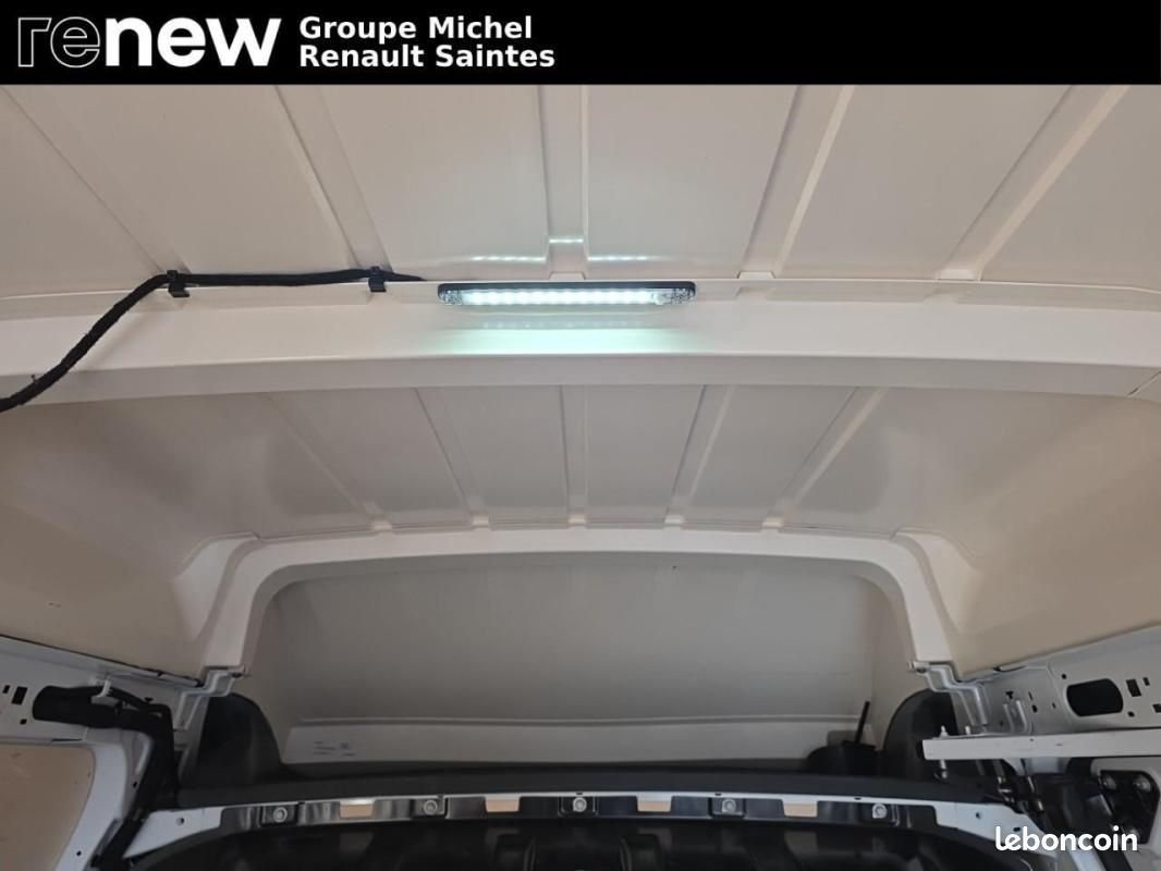 Renault Master FOURGON FGN TRAC F3500 L3H3 BLUE DCI 135 CONFORT (image 12)