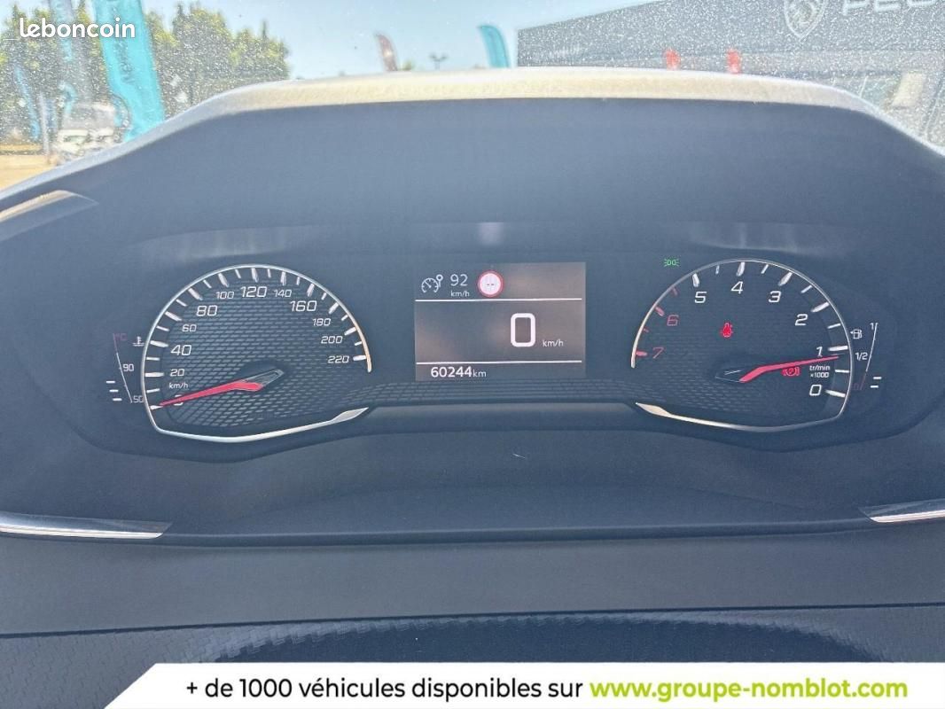Peugeot 2008 PureTech 100 S&S BVM6 Style (image 10)