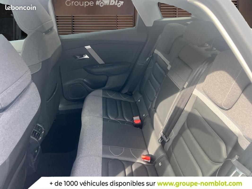 Citroën C4 BlueHDi 110 S&S BVM6 Shine (image 12)