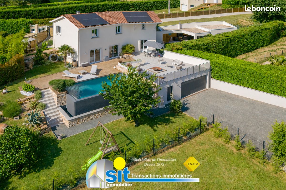 Maison 6 pièces 179 m² · à Les Côtes-d'Arey · 179 m² · 589 000 €