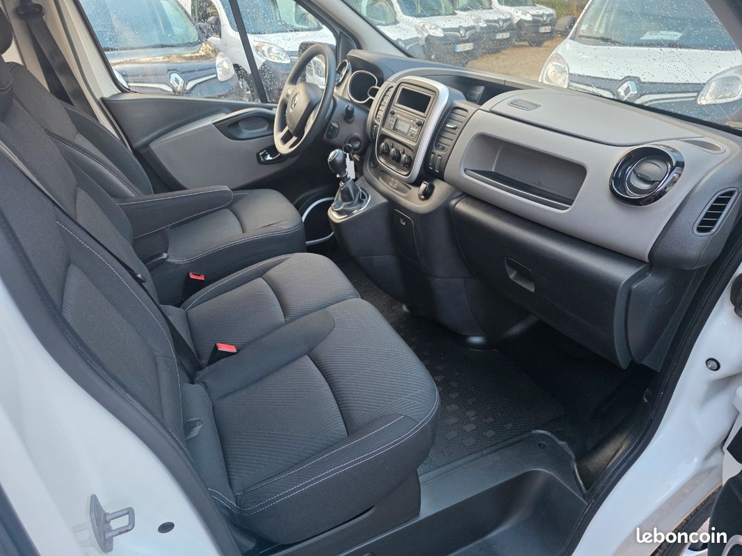 ✅renault trafic iii fg l1h1 1200 1.6 dci⏩️ 125 ch grand confort energy⏩️ moteur a chaine (image 5)