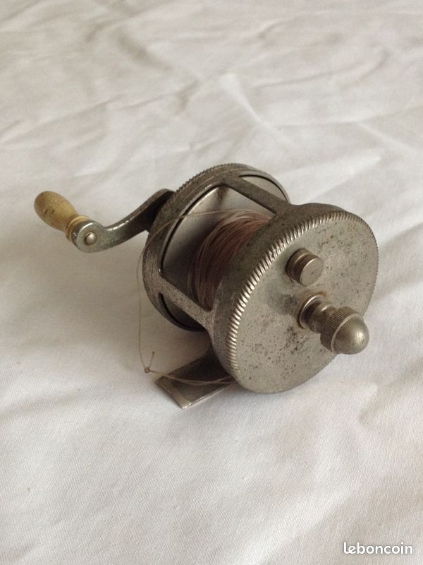 Acron De Charrue Vintage Pflueger N°1893 - Appât De Pêche Antique Collection