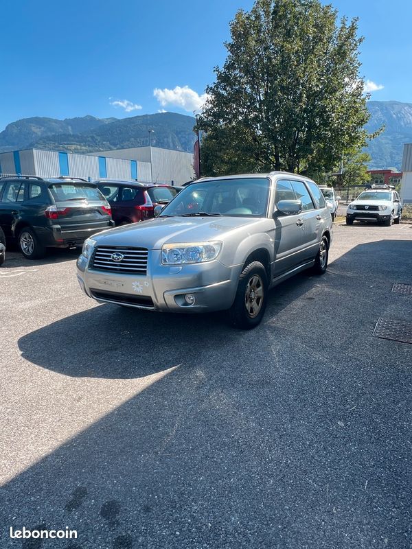 Subaru Forester dans l’etat controle technique en photos 2.0X AWD 158 ch – 2007 – 149 665 km – Dépôt-Vente – Carnet d'entretien (image 1)