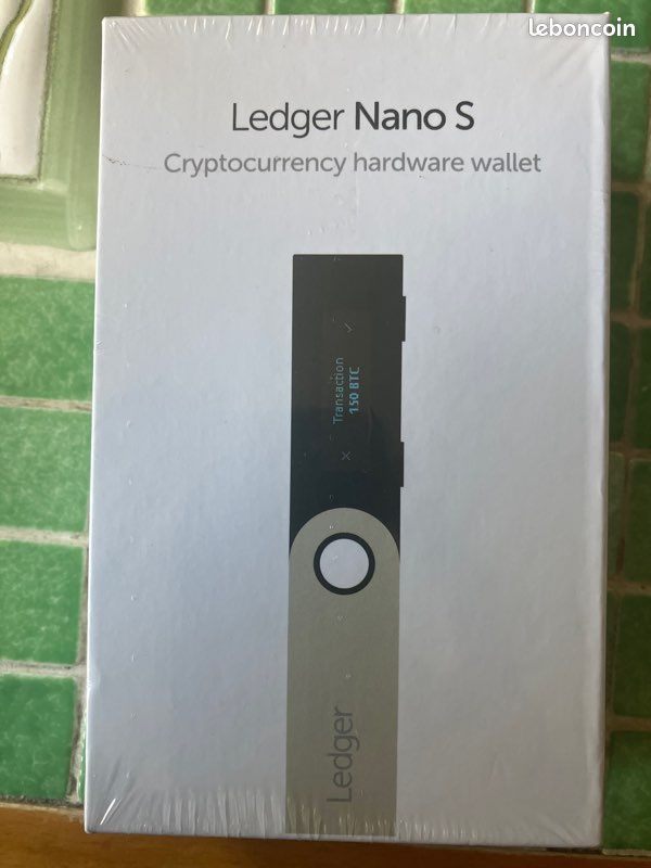 Cryptocurrency hardware wallet - Ledger Nano S (image 1)