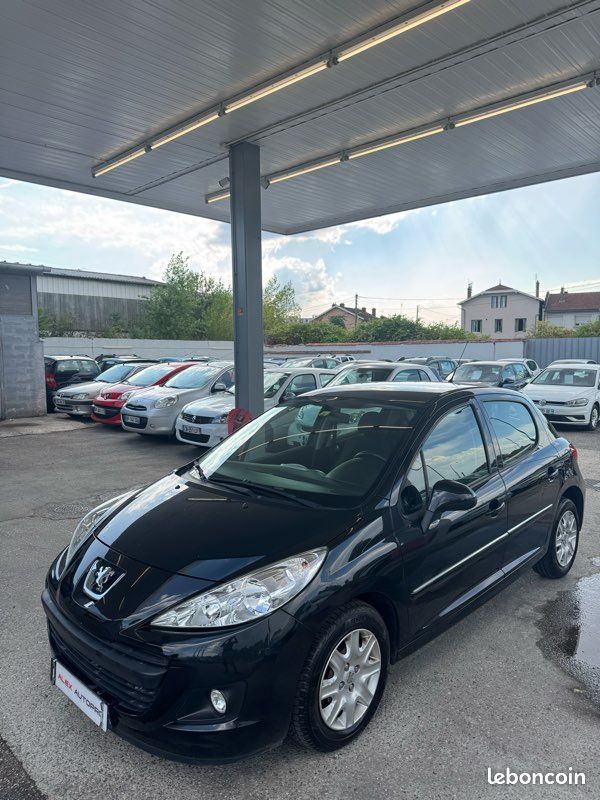 PEUGEOT 207 1.4 75ch Access (CRIT’AIR 1) (image 2)